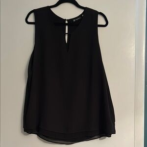 Versona Black Sleeveless Blouse